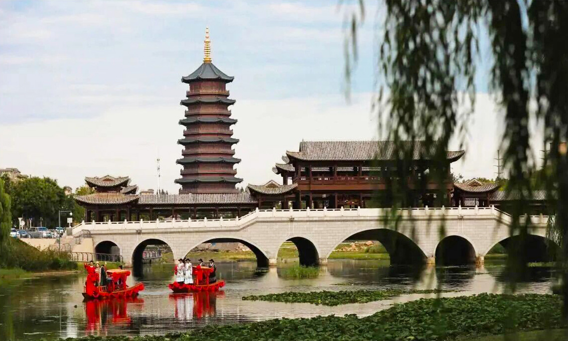 1759228180454382.jpg?x-oss-process=style/watermark_jimo 婚拍文峰塔.jpg?x-oss-process=style/watermark_jimo